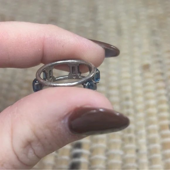 Blue Topaz Aquamarine Rectangular Stone Silver Tone Costume Ring Size 5.75 - Picture 7 of 10